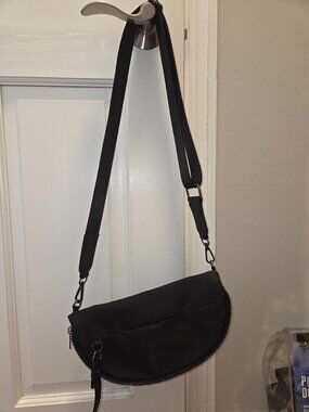 Lole black crossbody purse
